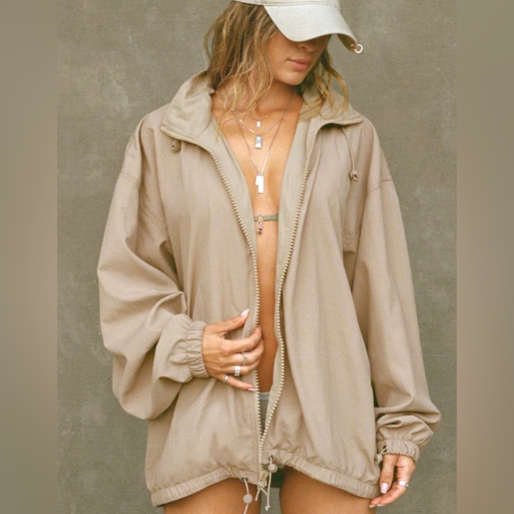 Joah Brown Oversized Windbreaker XS